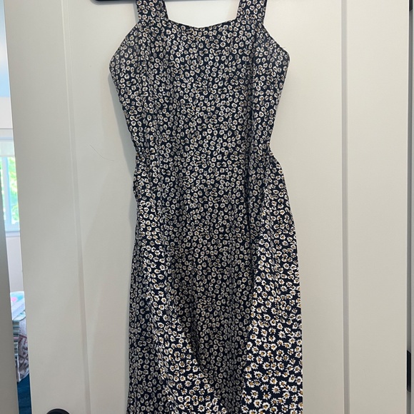 Daisy print maxi dress - Picture 2 of 13